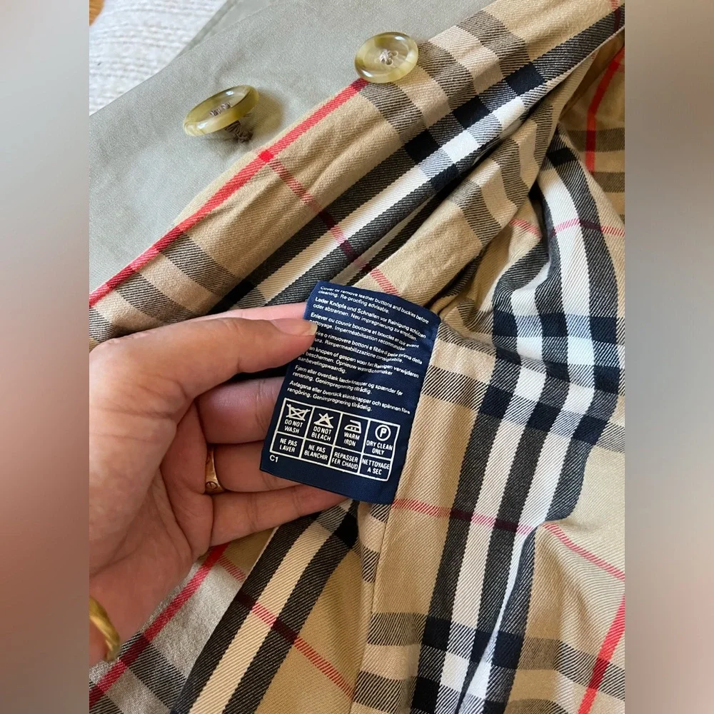 Classic Tan Trench Coat Burberry USA  small 6 - Picture 10 of 15